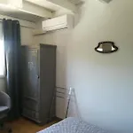 Cath's Place ホームステイ